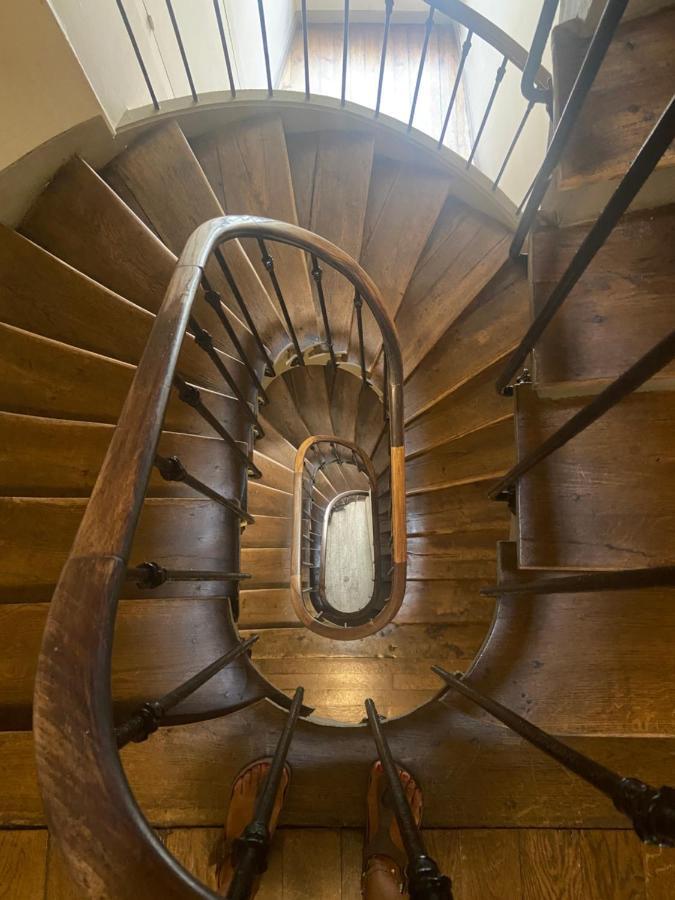 Tres Bel Appartement Montmartre Paris Exterior photo